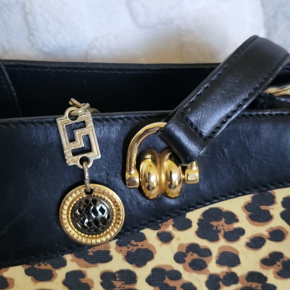 GIANNI VERSACE BAROQUE LEOPARD SHOULDER..Authentic.. - Picture 7 of 16
